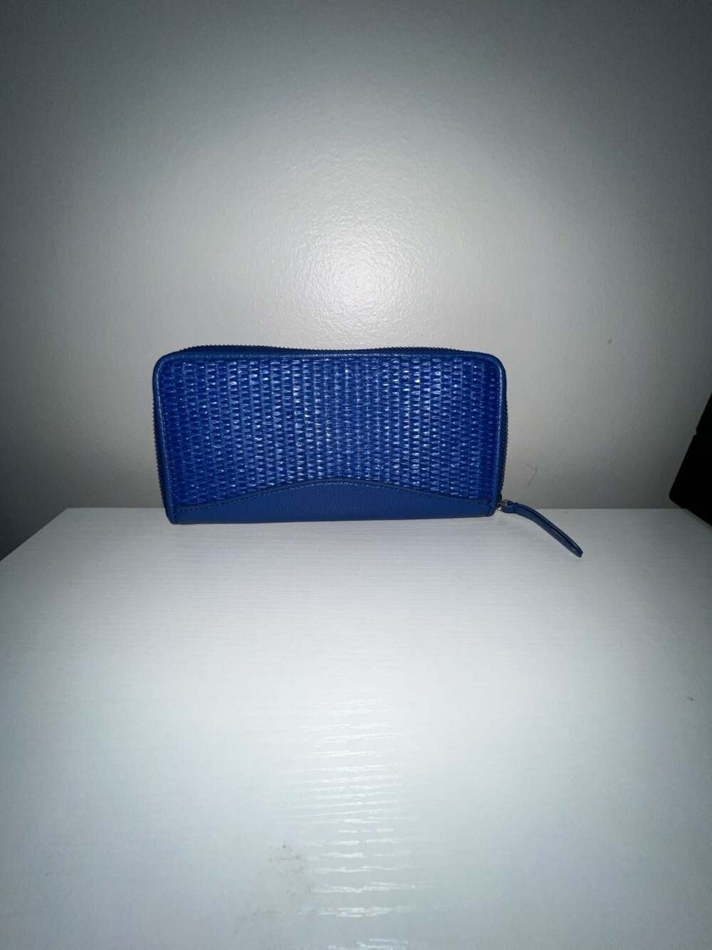 Vera Bradley Blue Woven Leather Accordion Zip Around Wallet